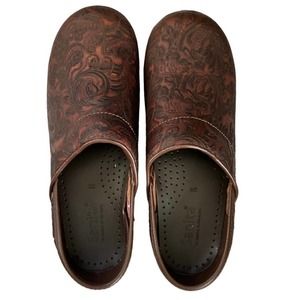 Sanita Brown Leather Slip On Floral Embossed Clogs Size 39 US 8.5-9